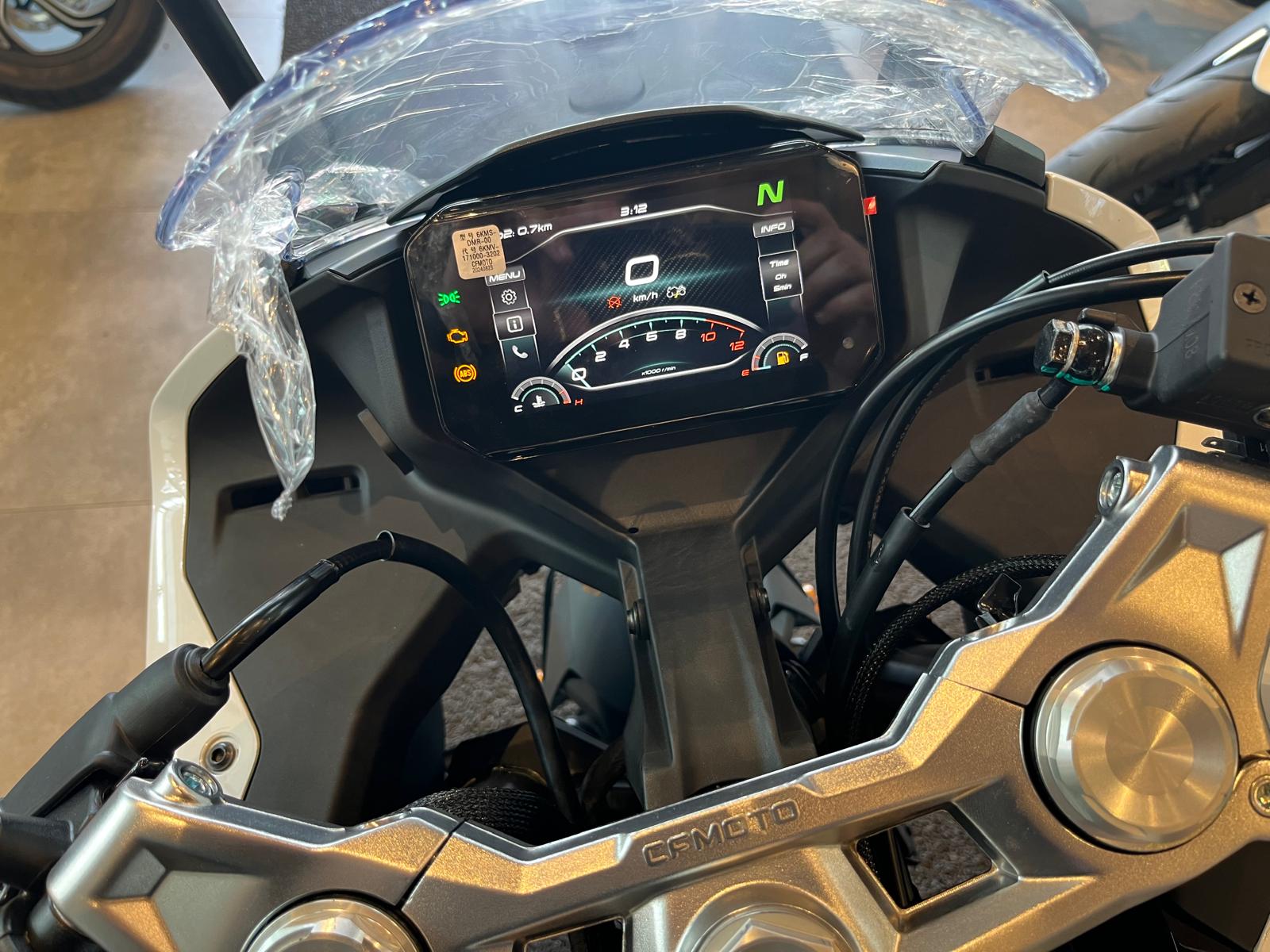 CF MOTO 250 SR 2026 MODEL BEYAZ RENK - Görsel 10
