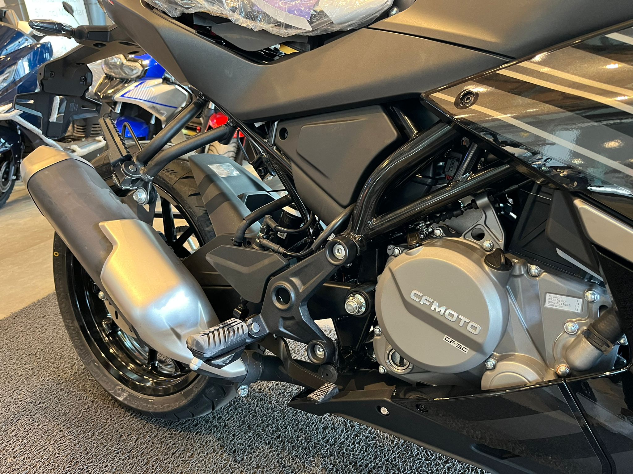 CF MOTO 250 SR 2026 MODEL GRİ RENK - Görsel 11