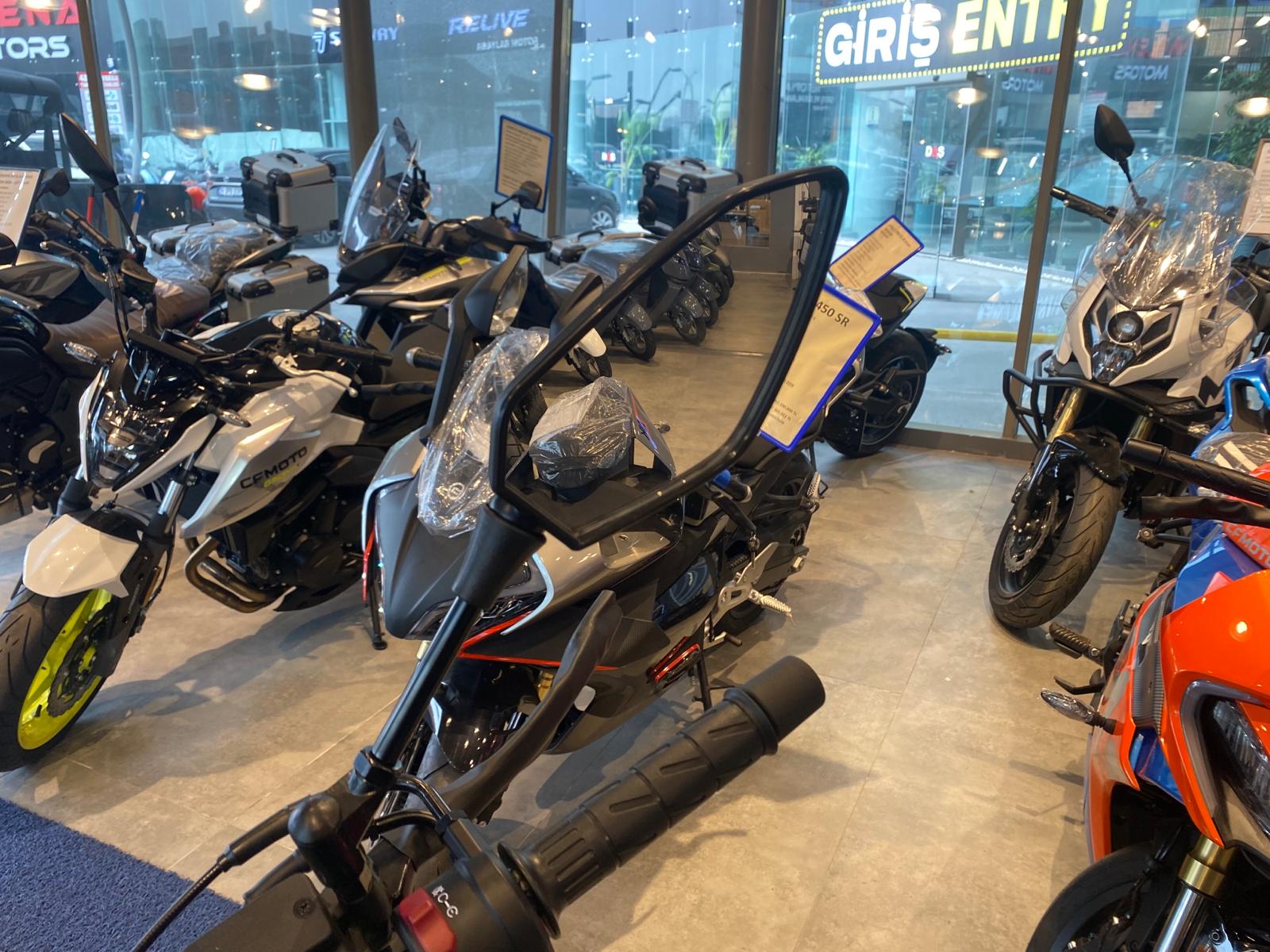 CF MOTO 250 NK 2026 MODEL SİYAH RENK - Görsel 15