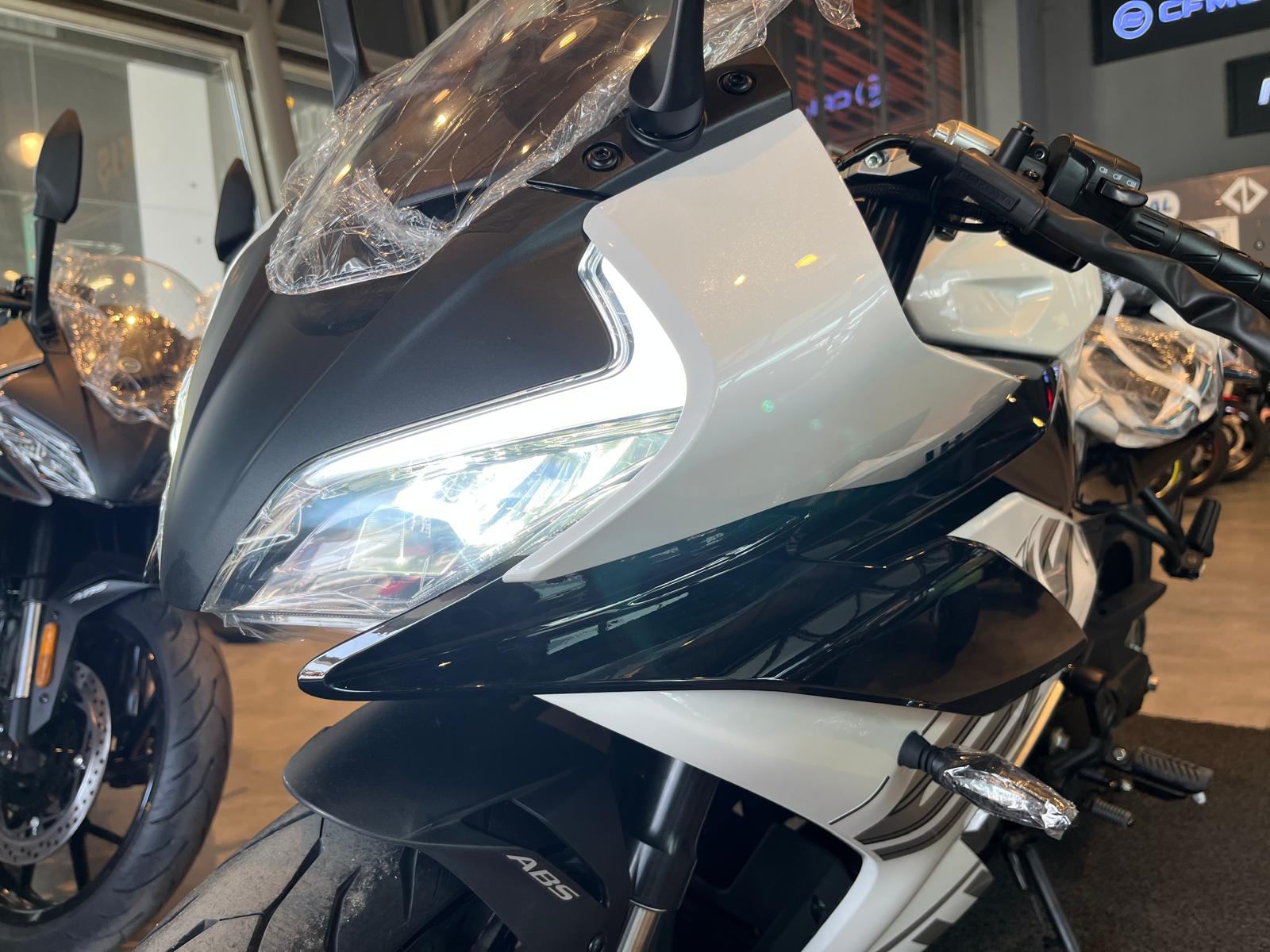 CF MOTO 250 SR 2026 MODEL BEYAZ RENK - Görsel 8