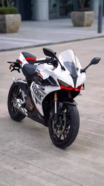 QJ MOTOR SRK 450 RA 2026 MODEL BEYAZ